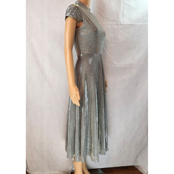New Mac Duggal 26151 Women's (2) Silver Metallic Cap Sleeve Tea-Length Dress - Picture 9 of 16